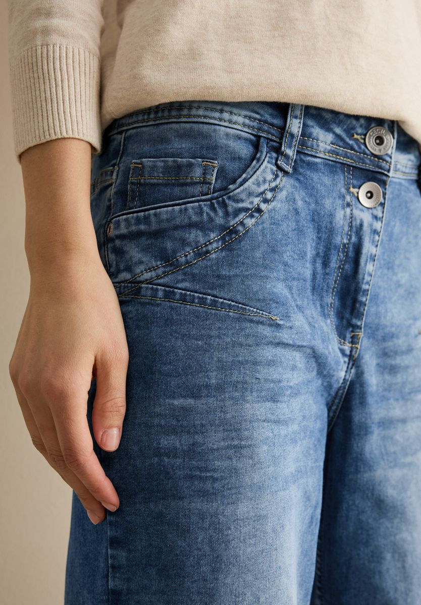 Wide Leg Jeans