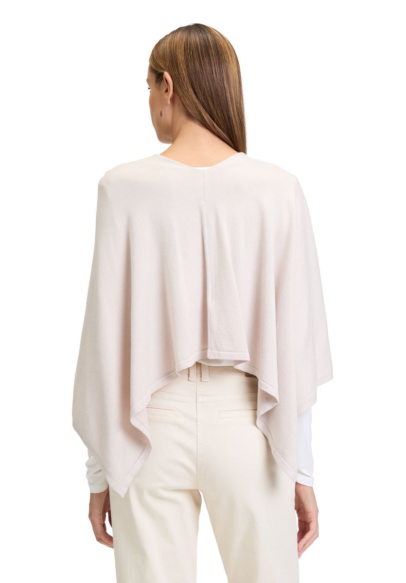 Strick-Poncho