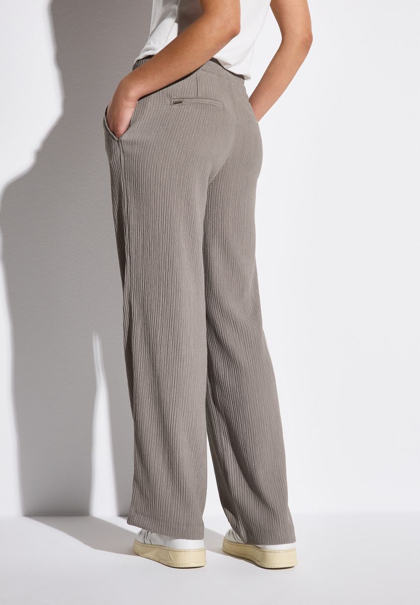Wide Leg Hose mit Struktur
