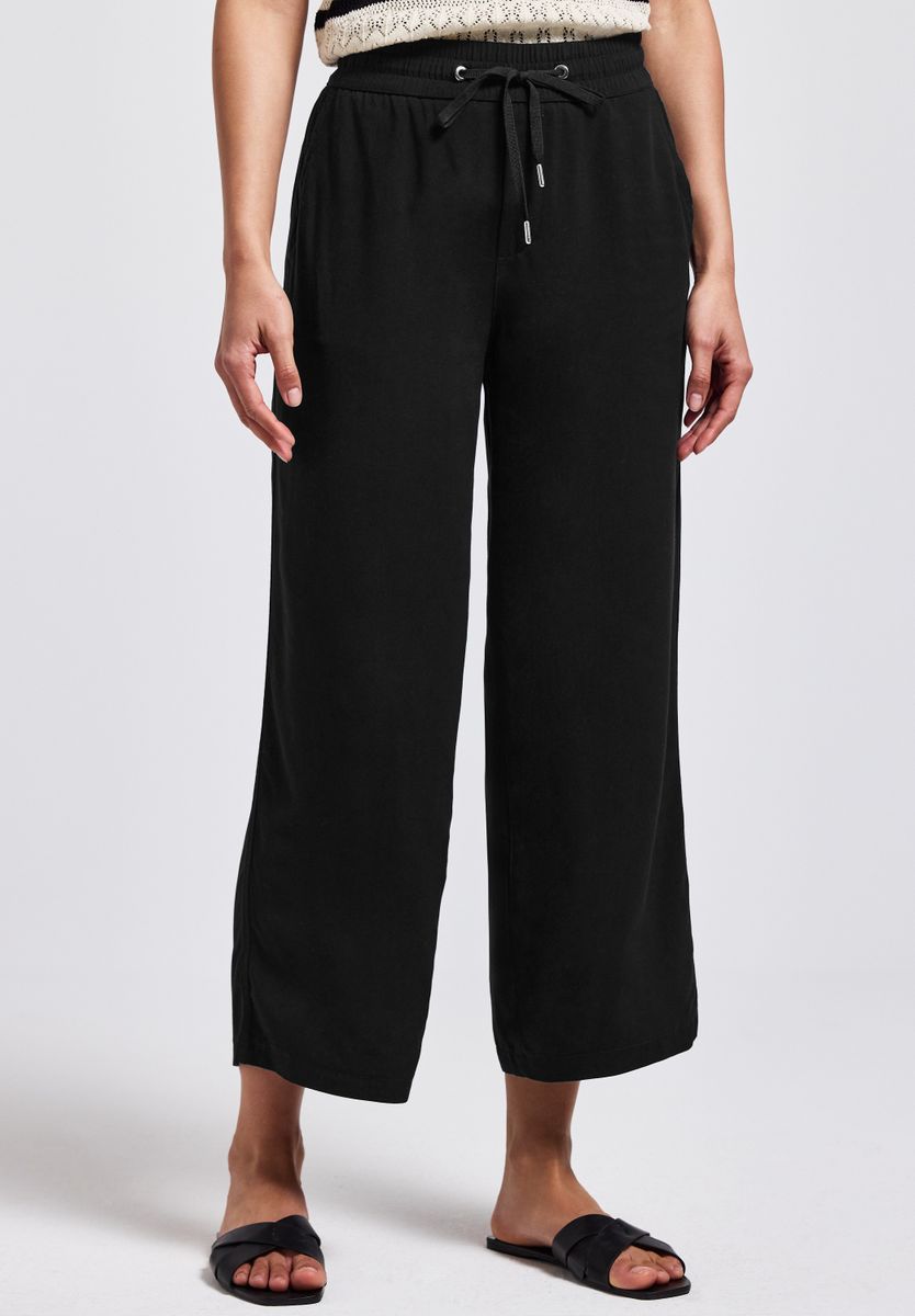 Wide Leg Hose