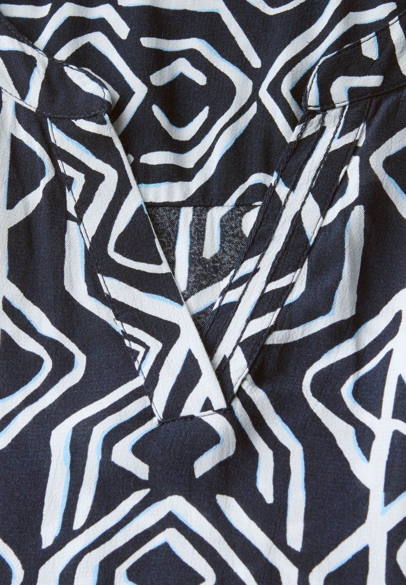 Kleid mit Volants