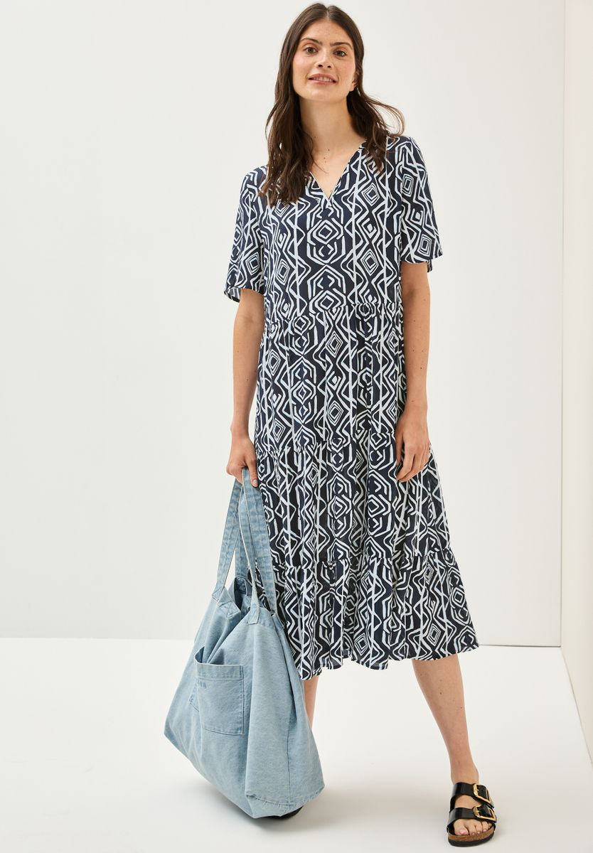 Kleid mit Volants