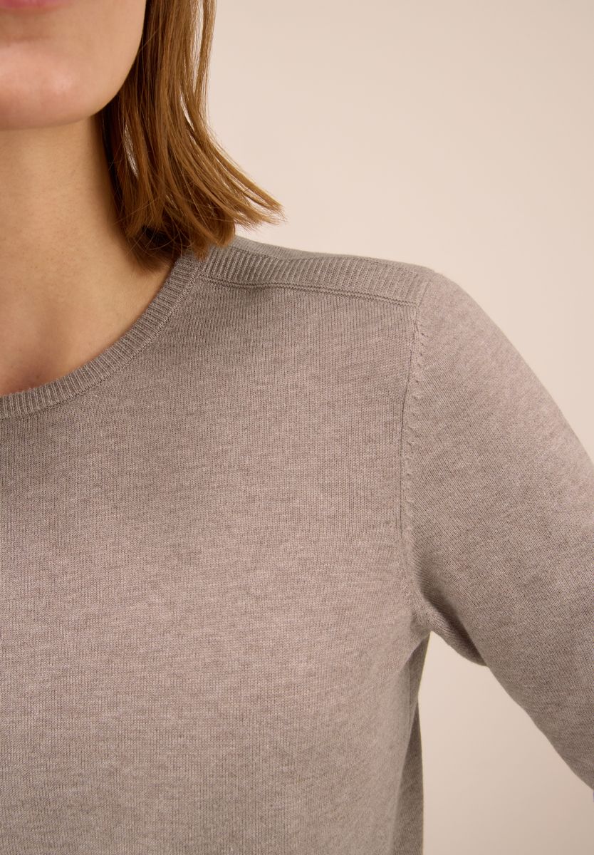 Basic Pullover