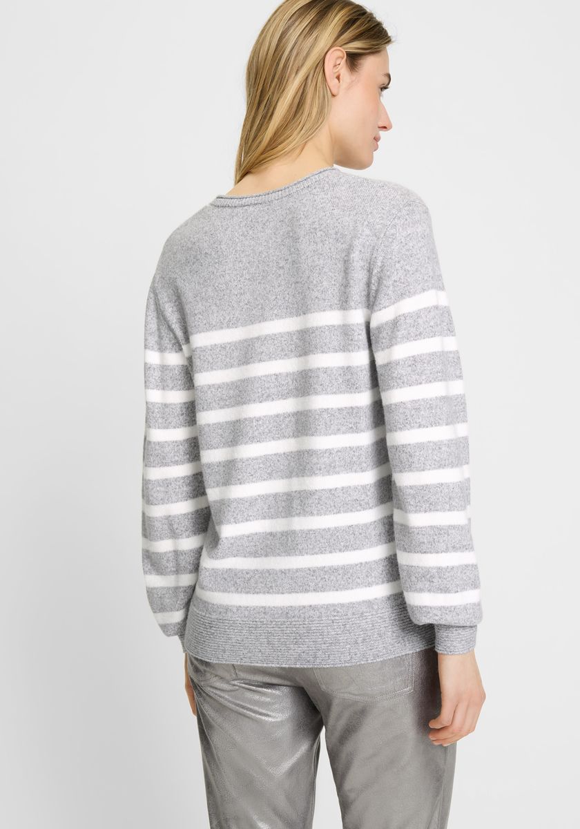 Pullover Long Sleeves