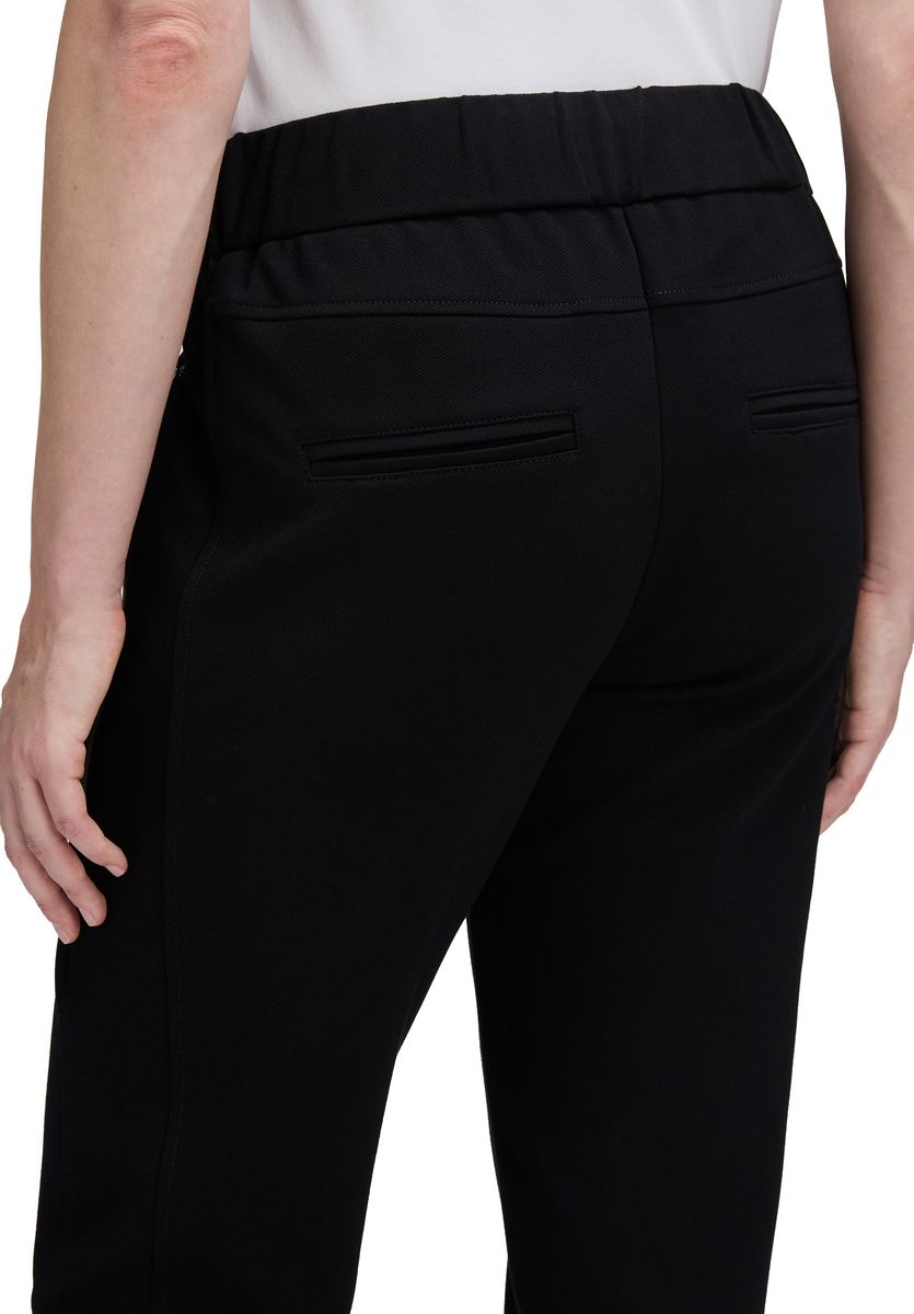 Schlupfhose