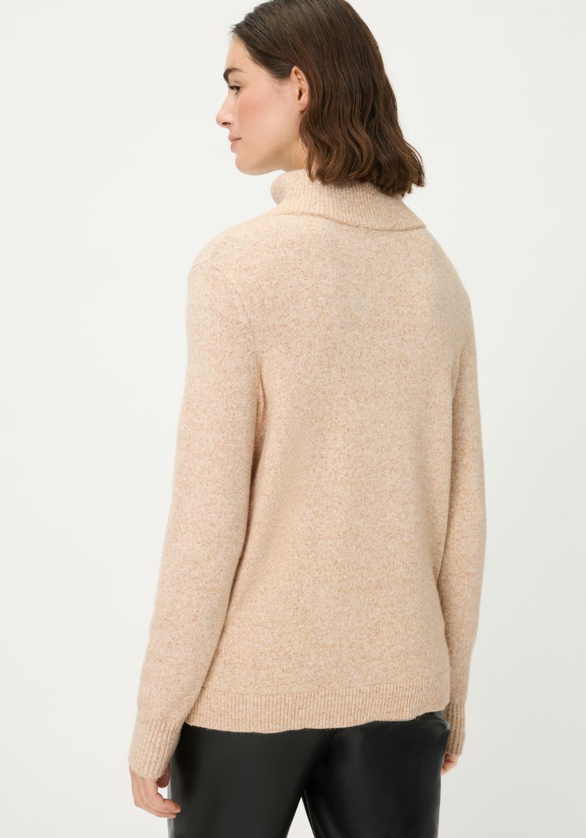 Pullover Long Sleeves