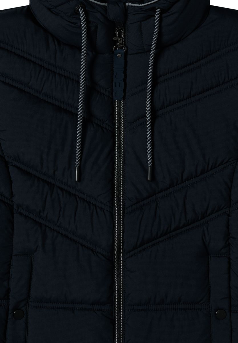 Steppjacke mit Kapuze
