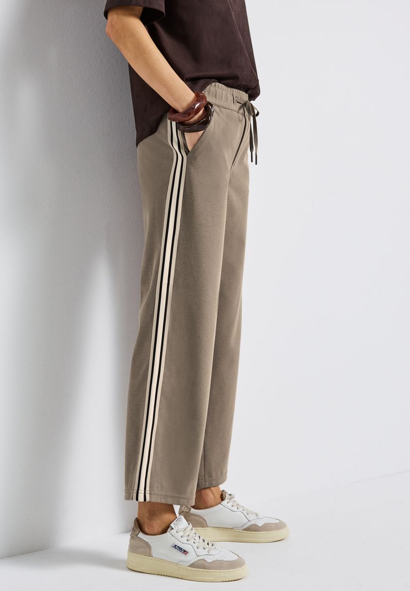 Straight Leg Strukturhose