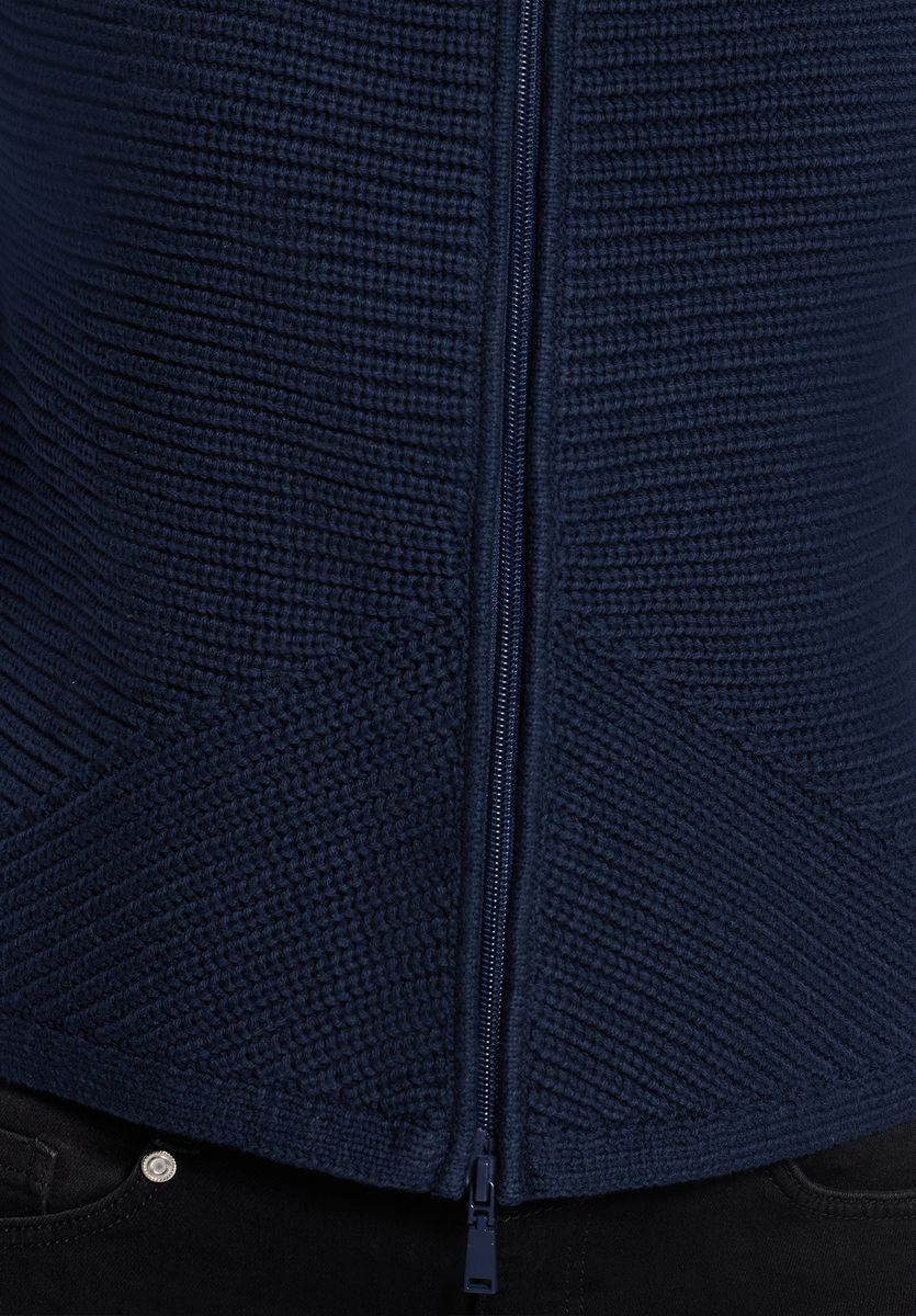 Grobstrickjacke