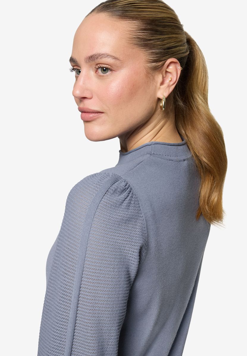 Pullover mit hohem Kragen