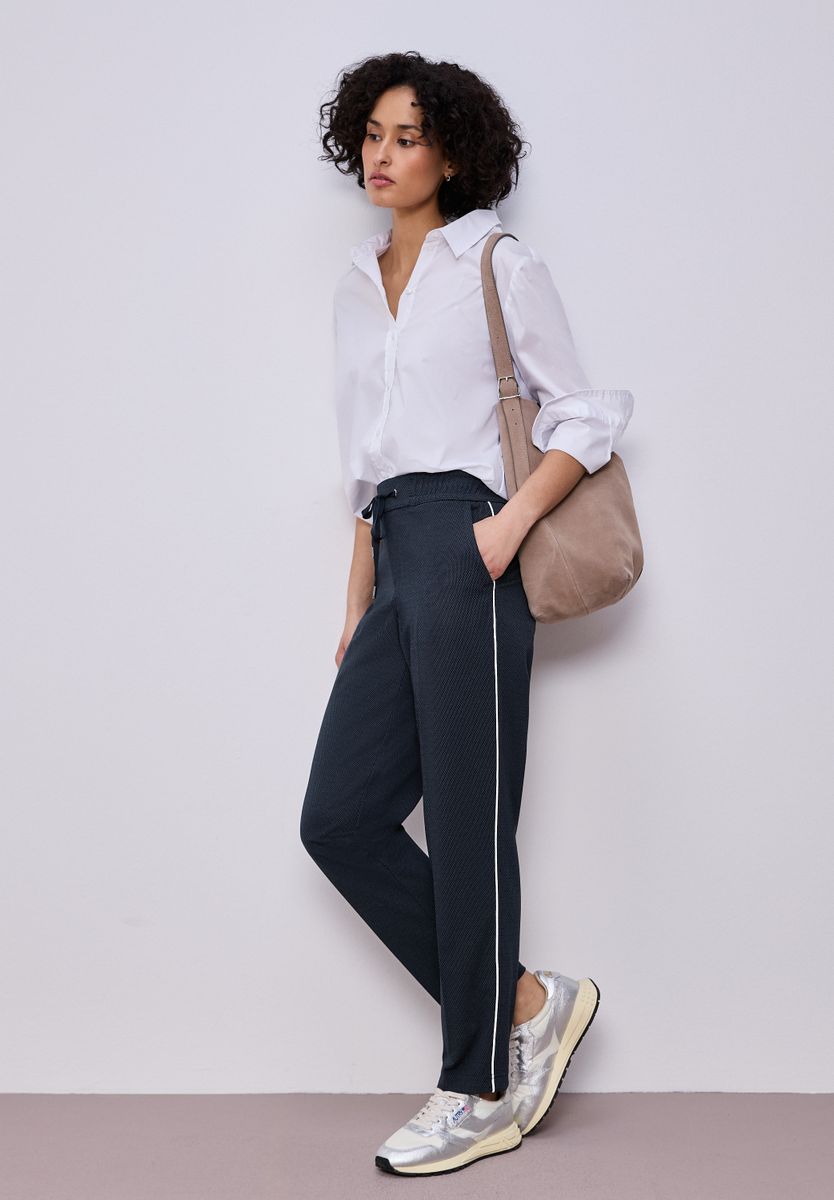 Slim Leg Hose