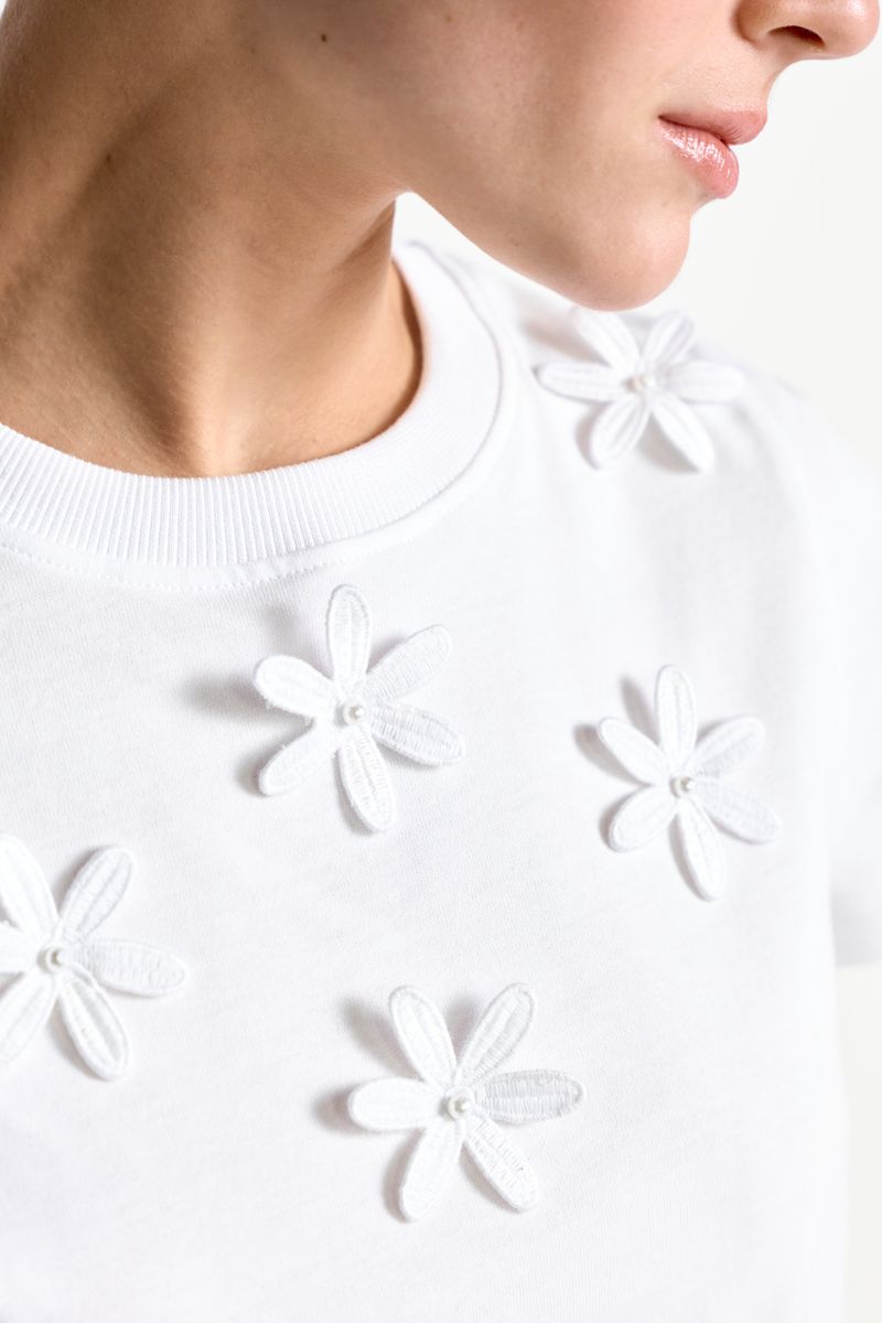 T-Shirt with Flower Application