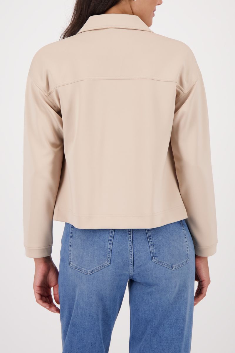 Jacke