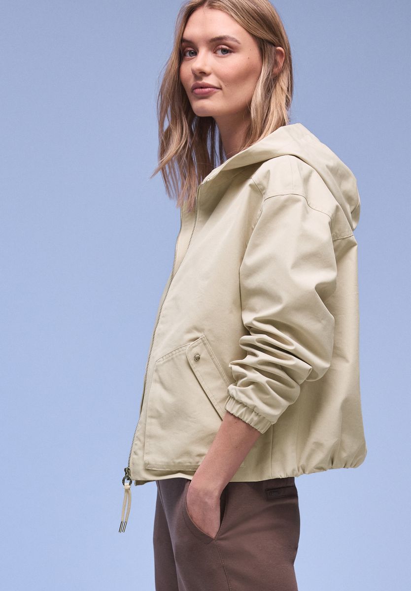 Kurze Jacke