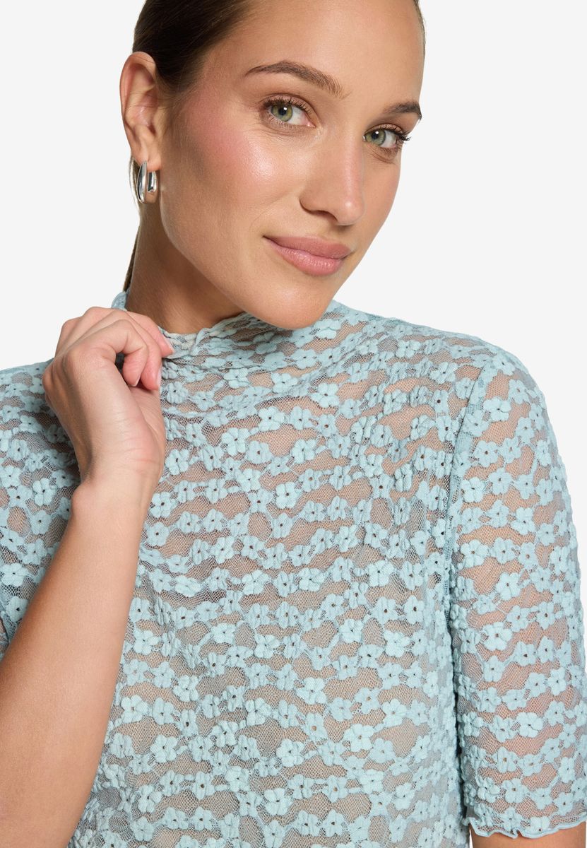 Spitzenshirt mit Stehkragen