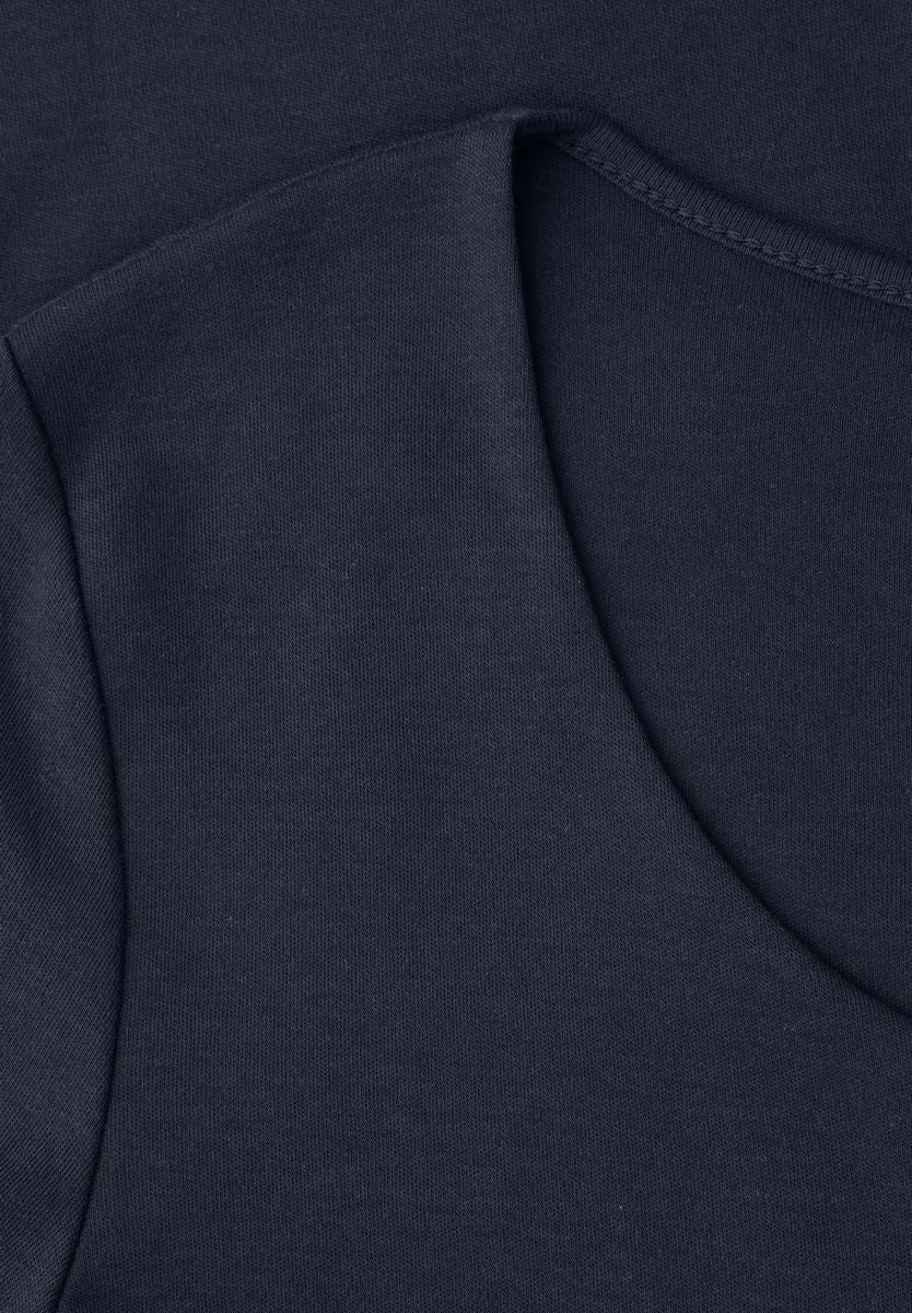 Basic T-Shirt mit Herzausschnitt