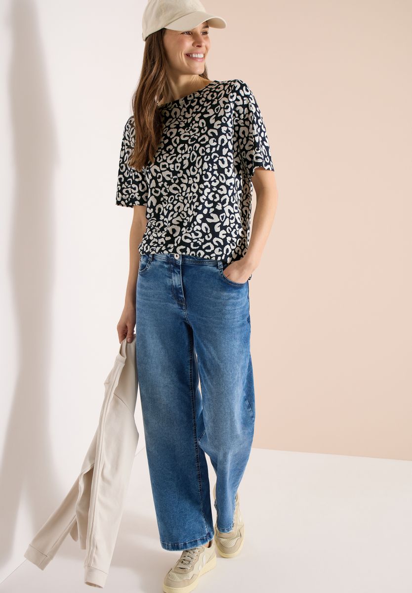Shirt mit Boatneck und Leo-Print