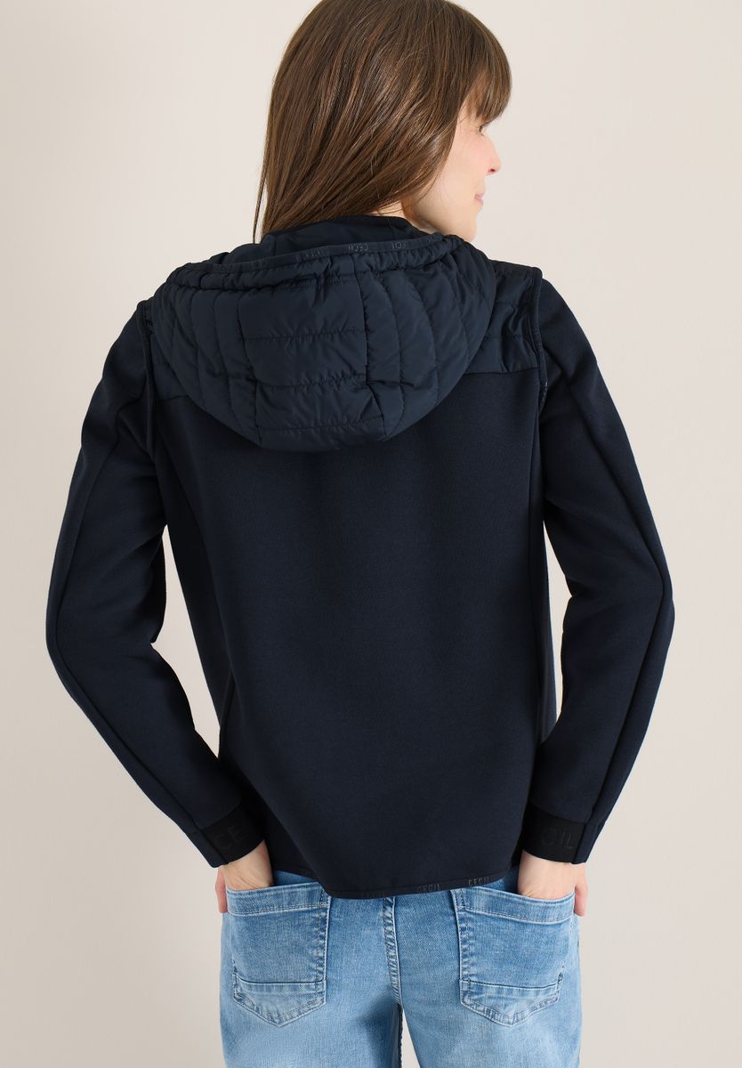 Jacke mit Strukturmix und Kapuze