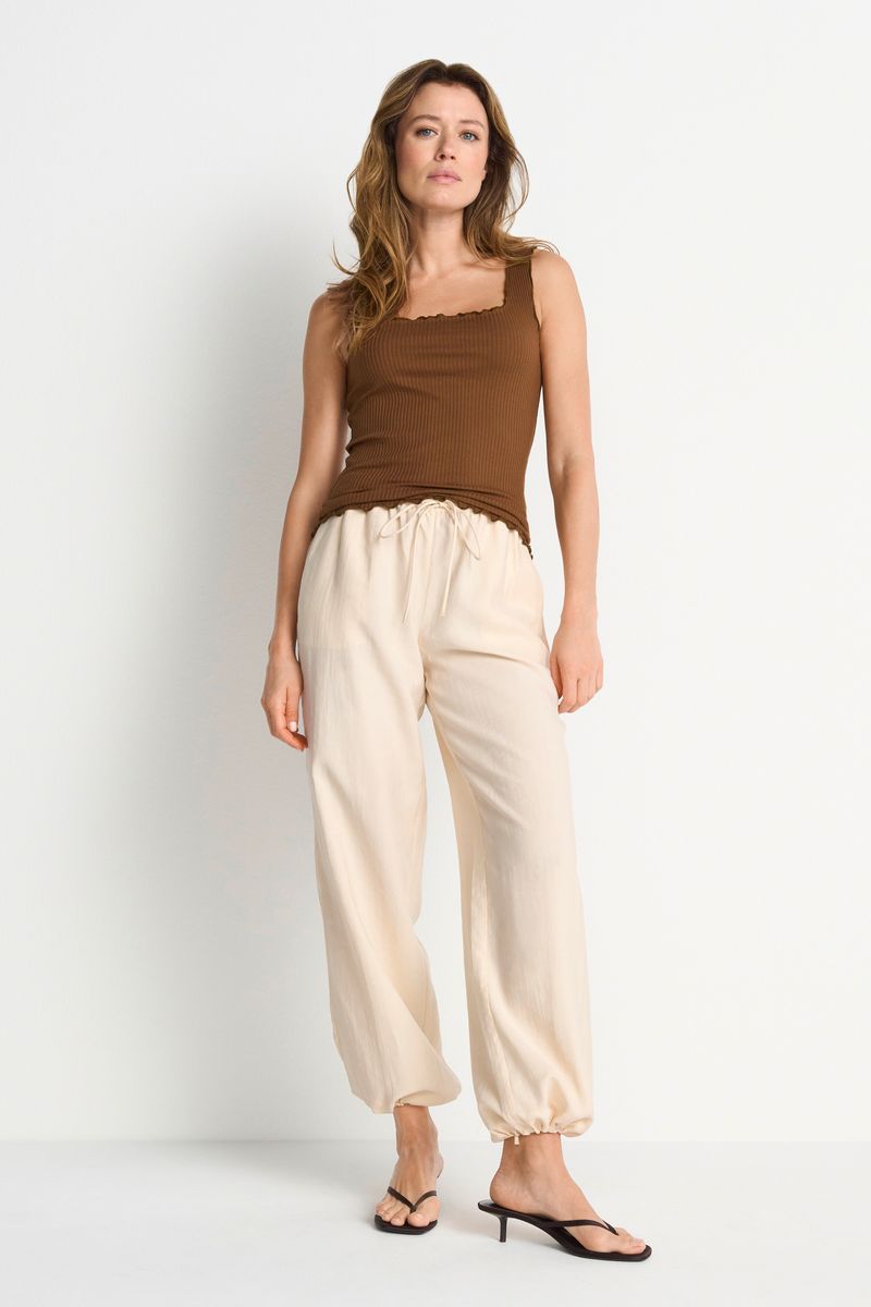 O Frill Top