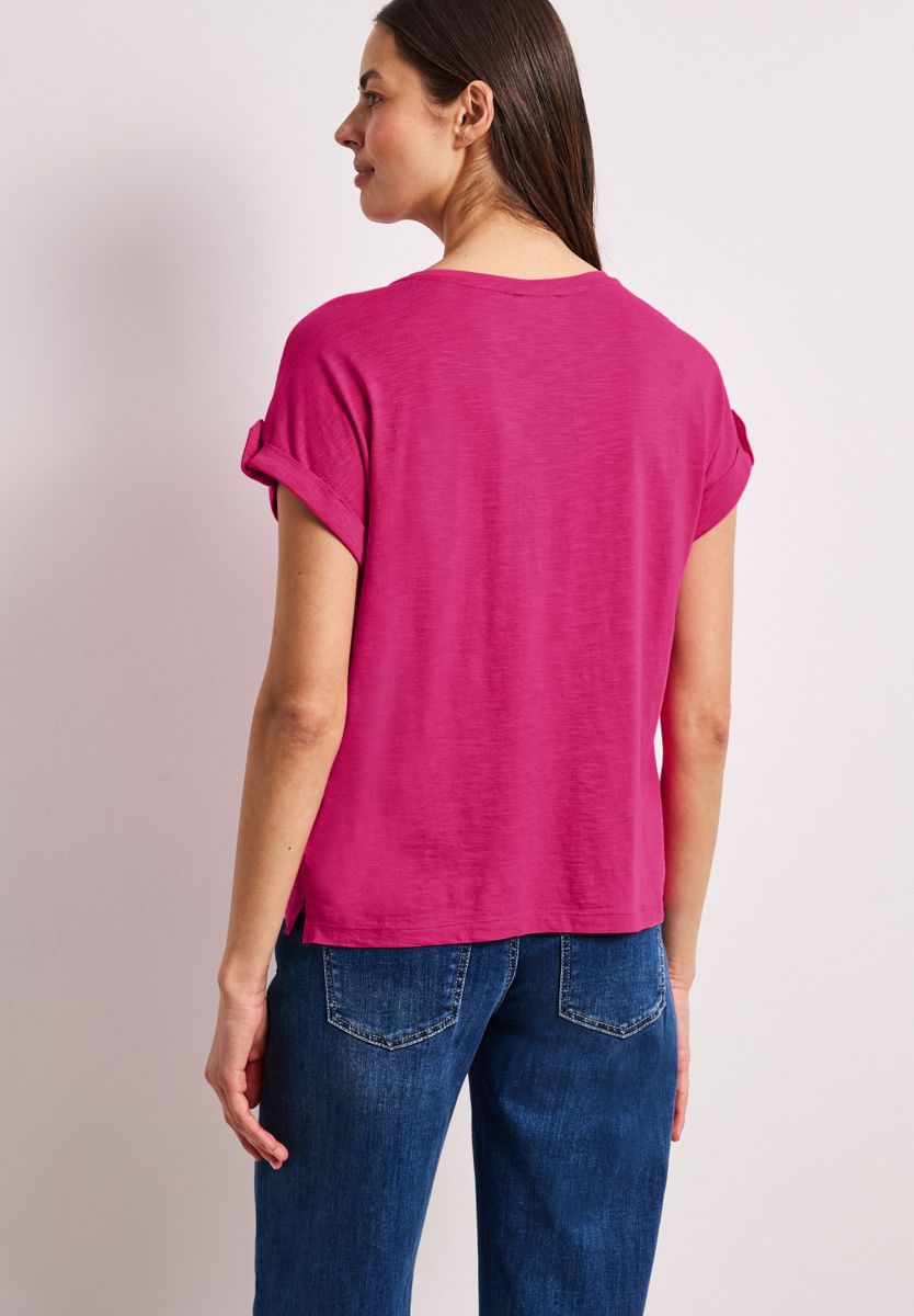 T-Shirt mit Rundhals und Knopfdetails