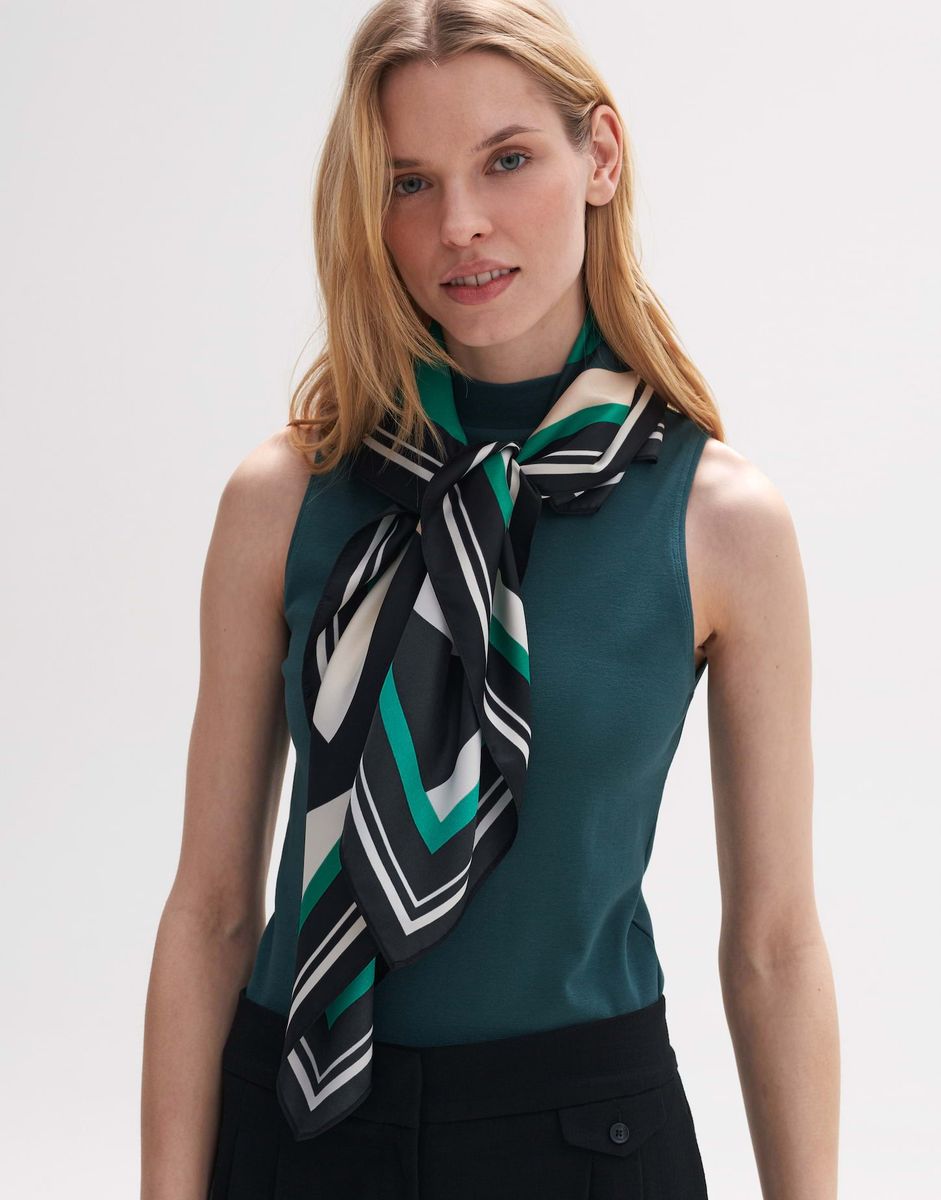 Armesi scarf