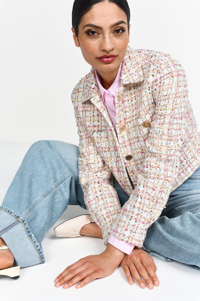 Boxy jacket with shirt collar