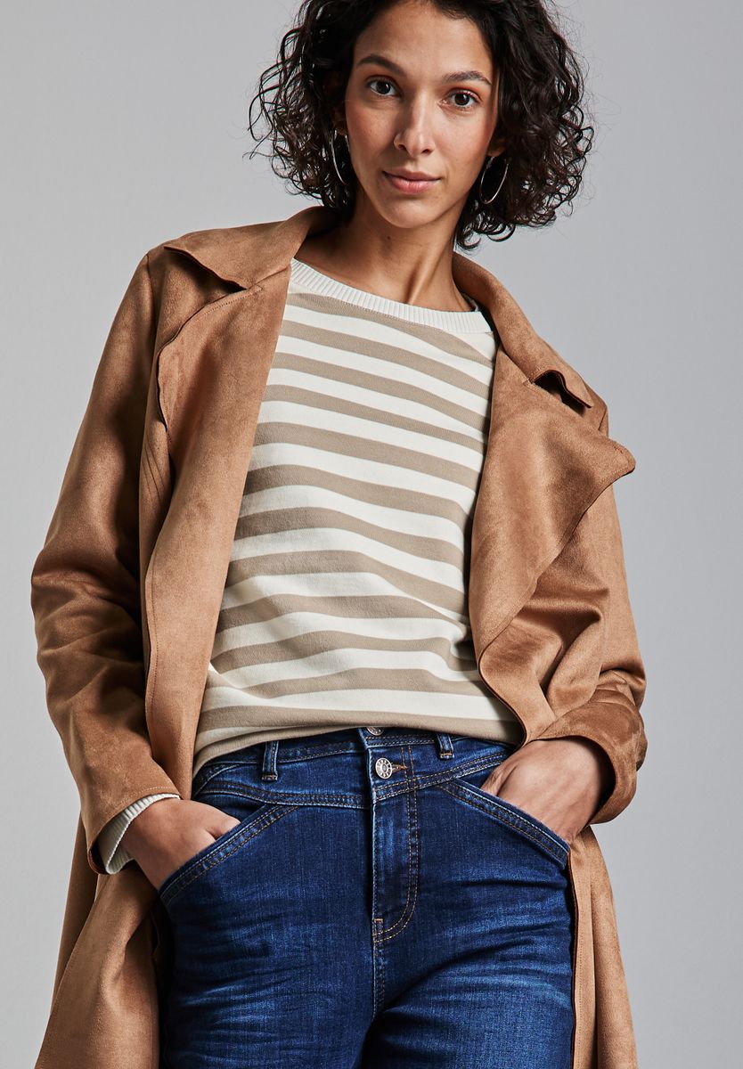 Gestreifter Sweater