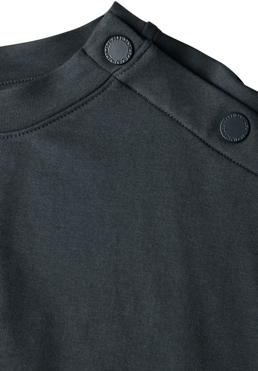T-Shirt mit Knopfdetail