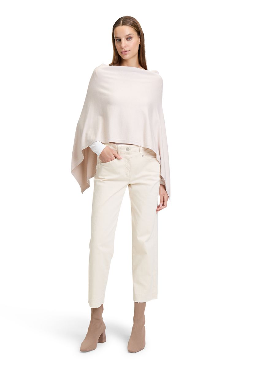 Strick-Poncho