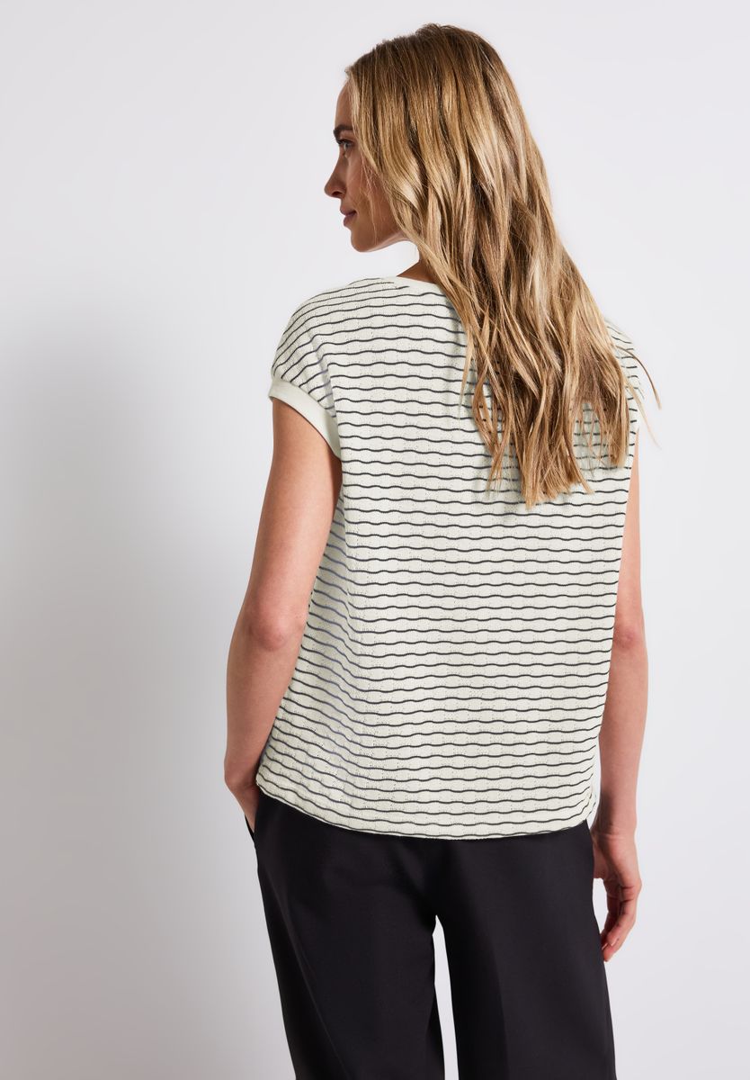 Shirt mit welligen Streifen