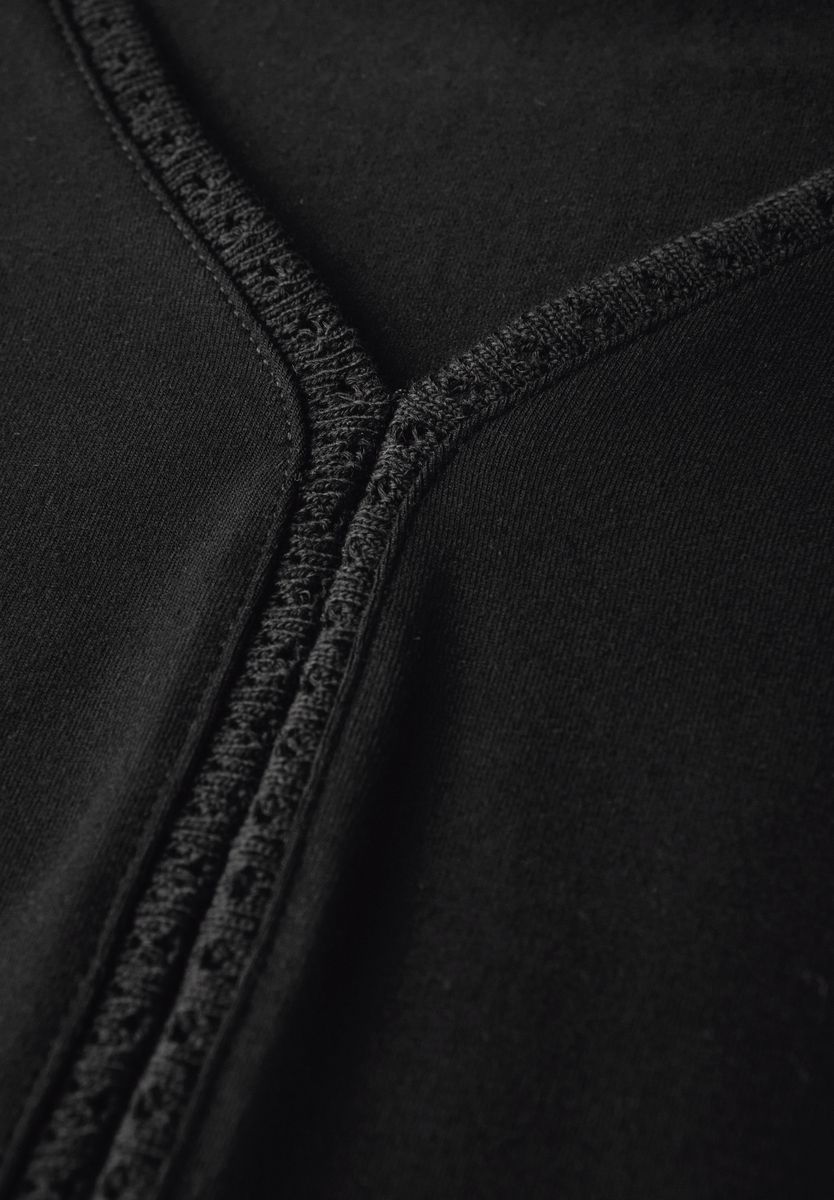 Jersey-Top mit Häkeldetails