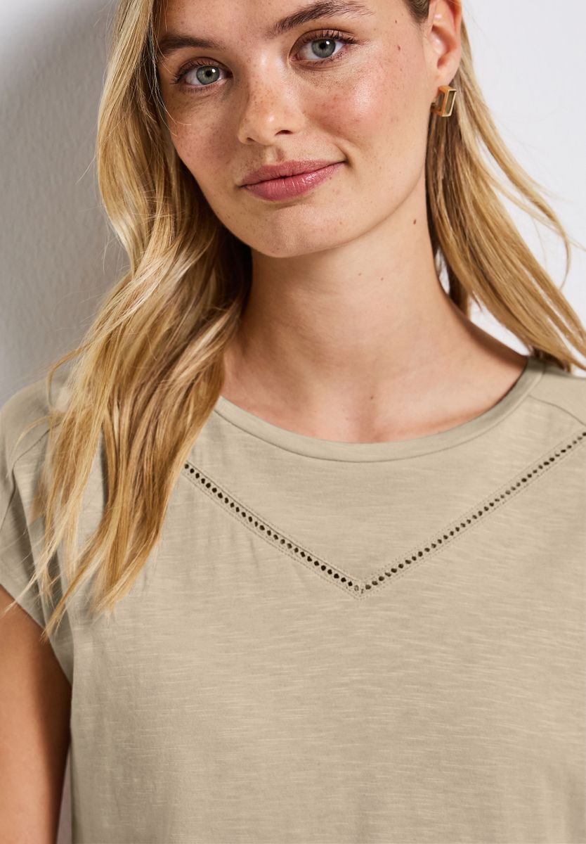 Shirt mit Dekotape