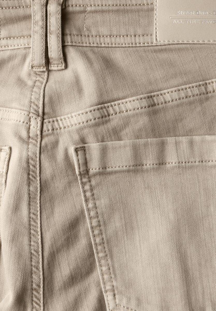 Jeans im Cargo-Look