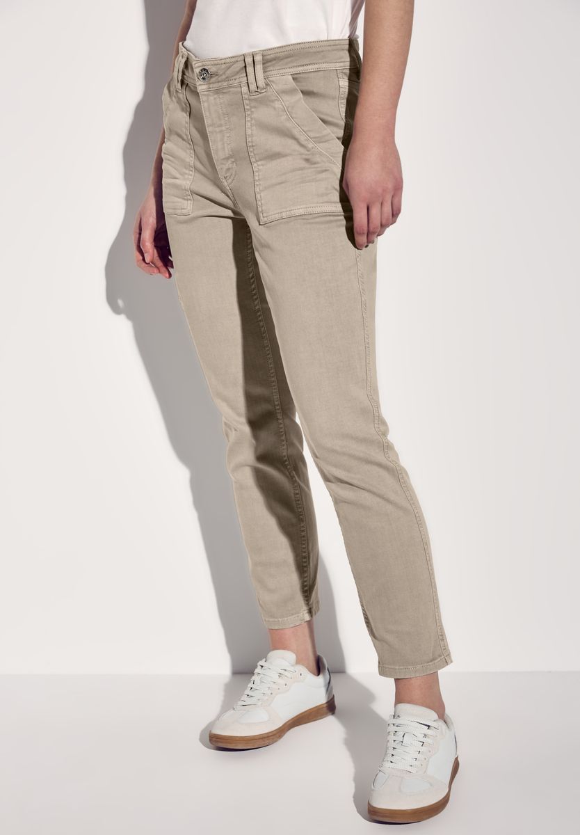 Jeans im Cargo-Look