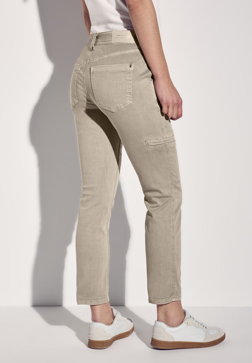 Jeans im Cargo-Look