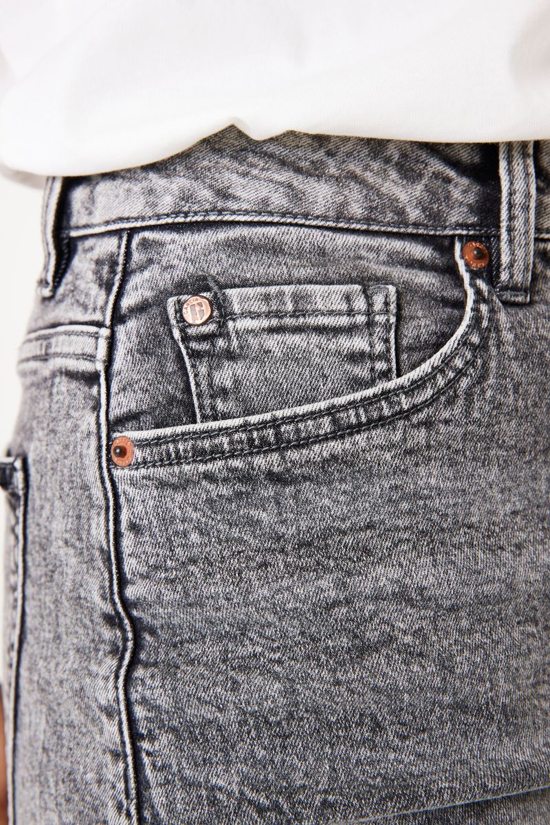 288 Isabella short