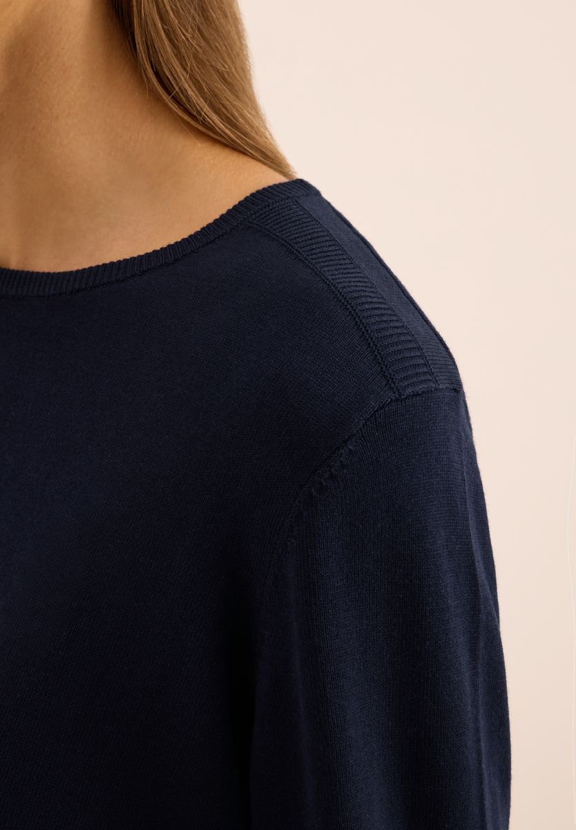 Basic Pullover