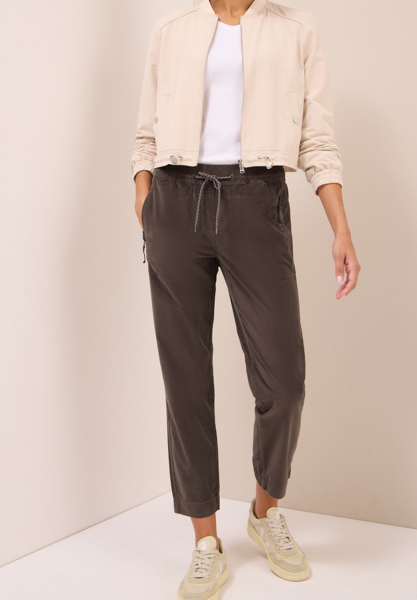 Cordhose im Casual Fit