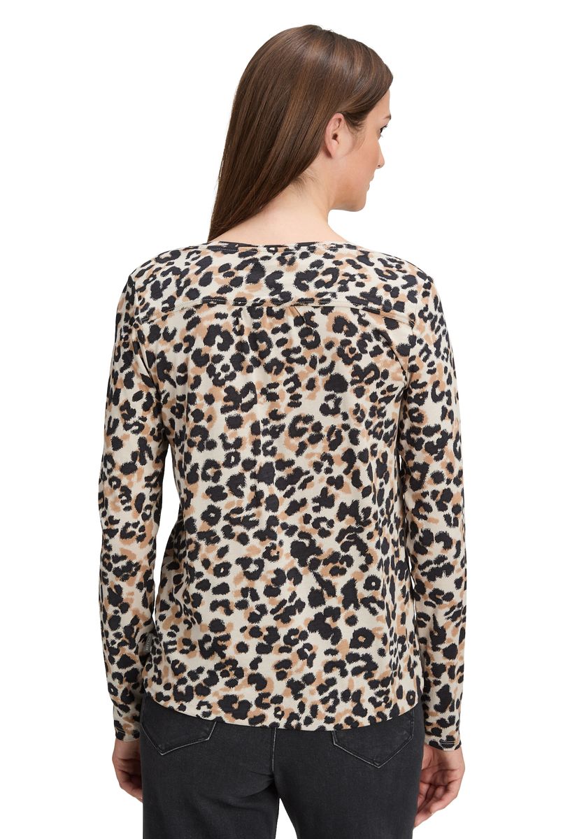 Casual-Shirt