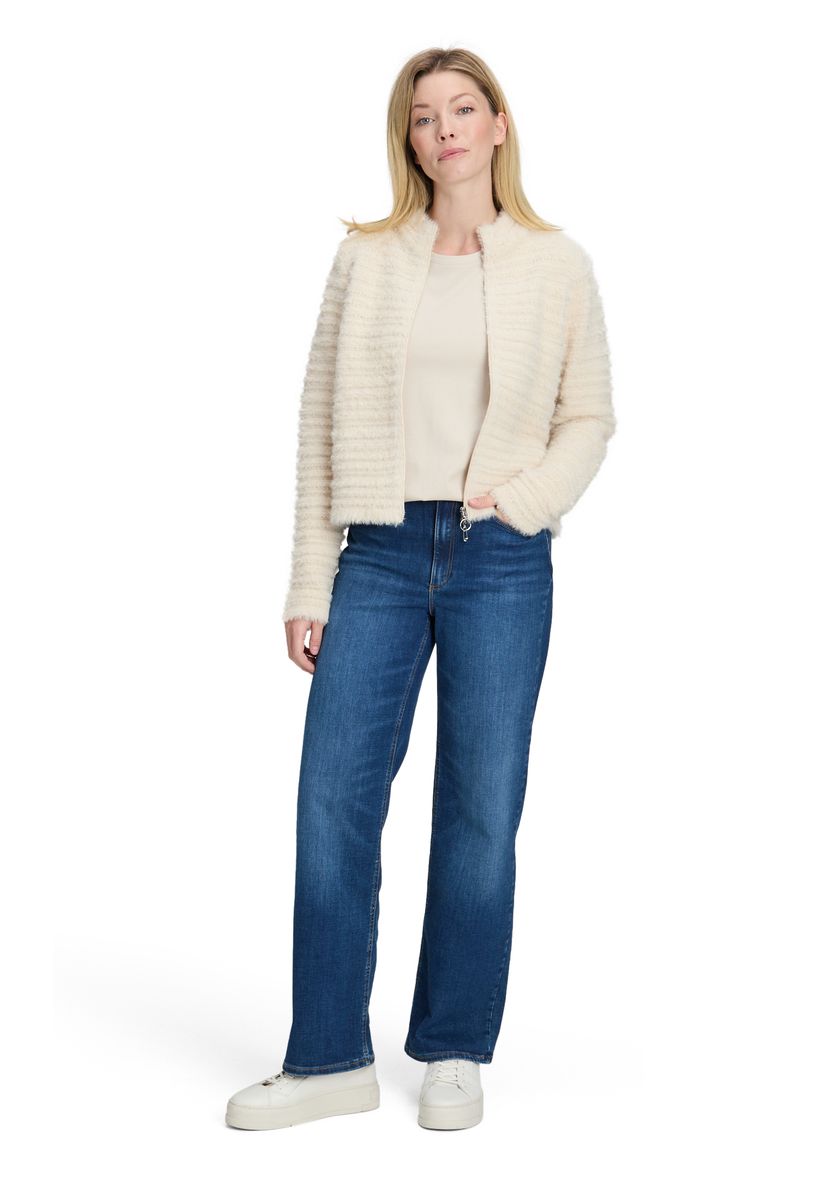 Grobstrickjacke