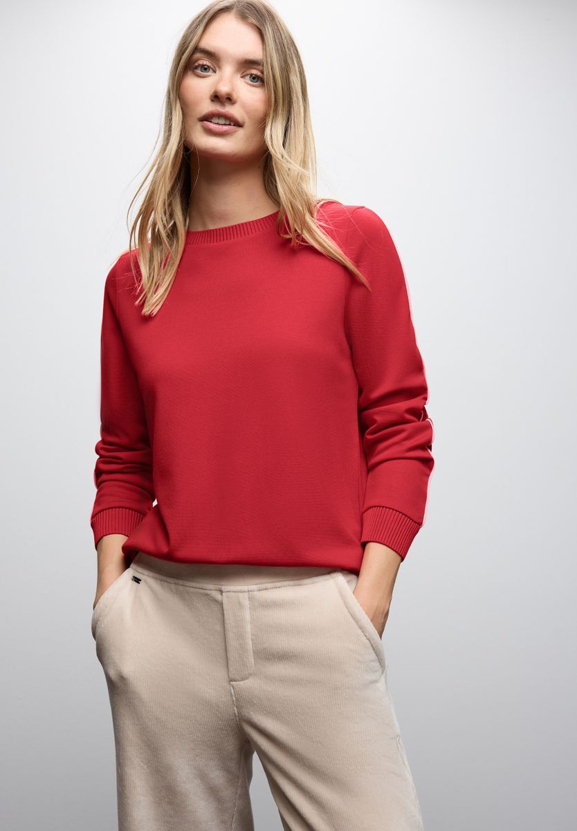 Shirt mit Tape Details