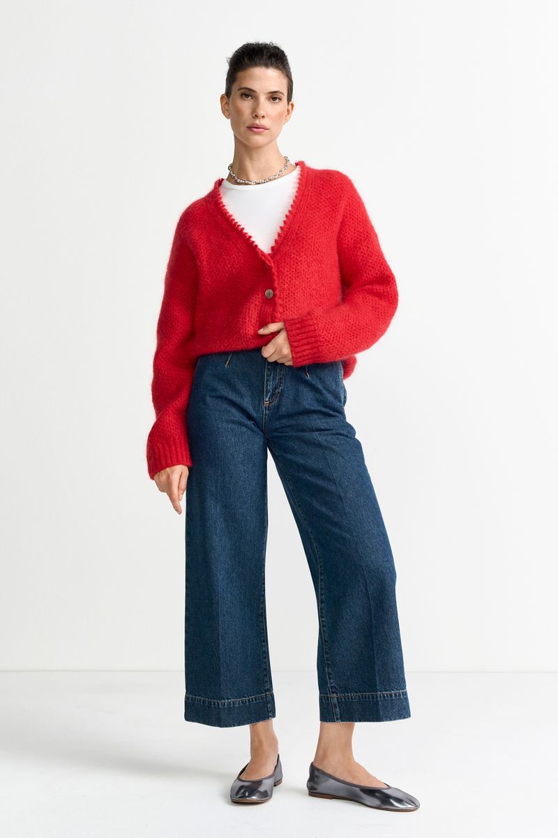 V-Neck Cardigan Tuck Stitch