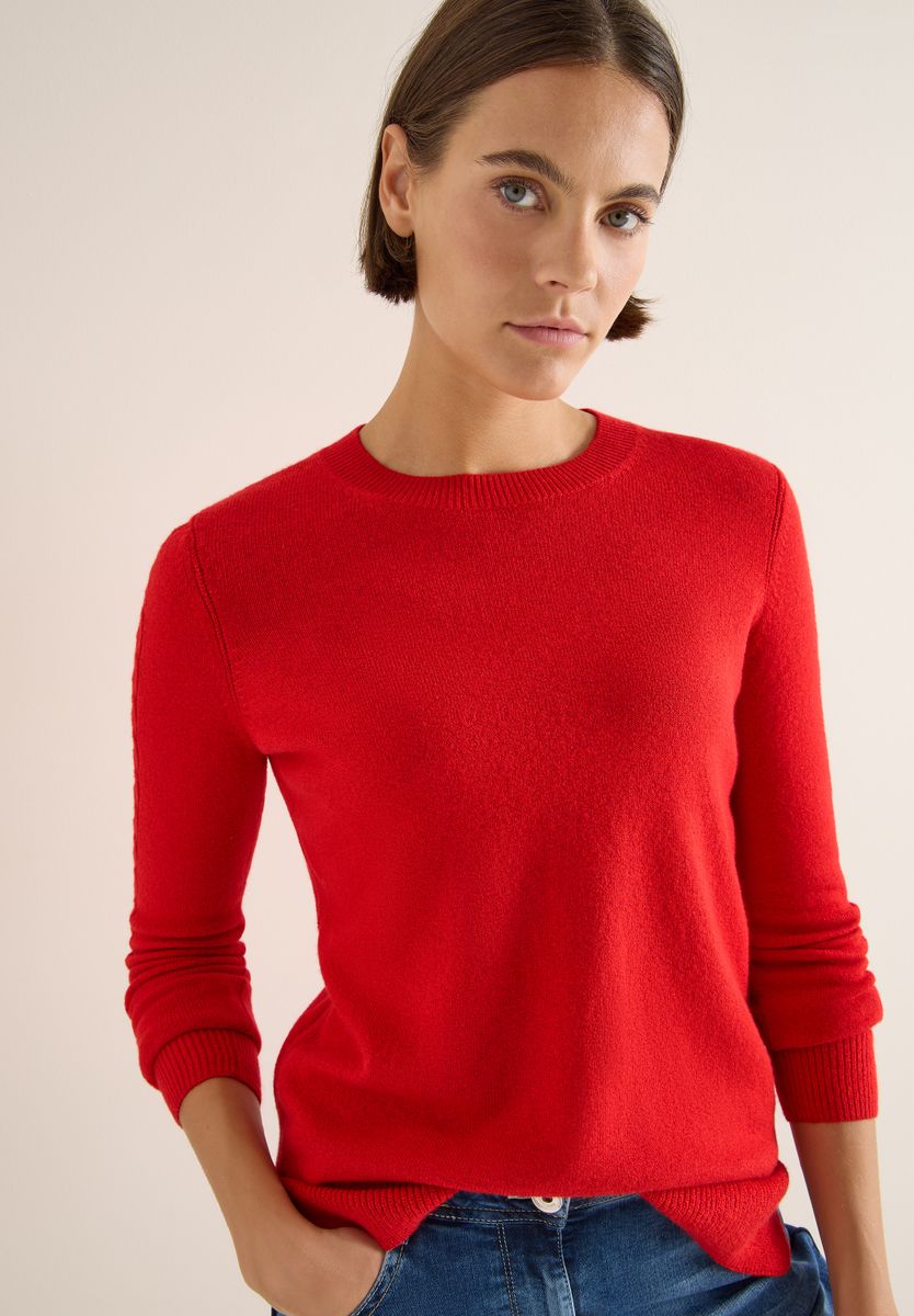 Pullover mit Strickdetail