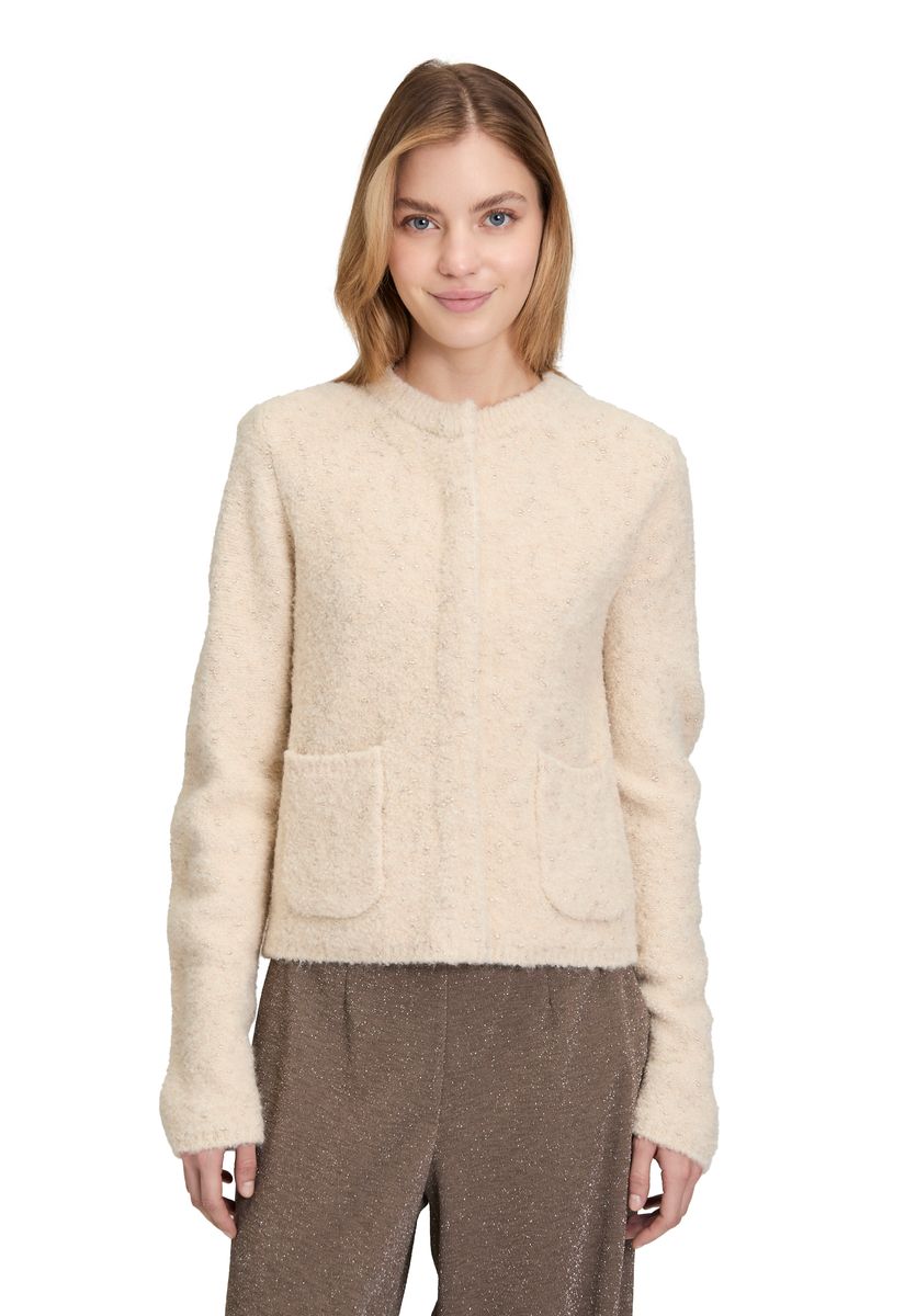 Grobstrickjacke