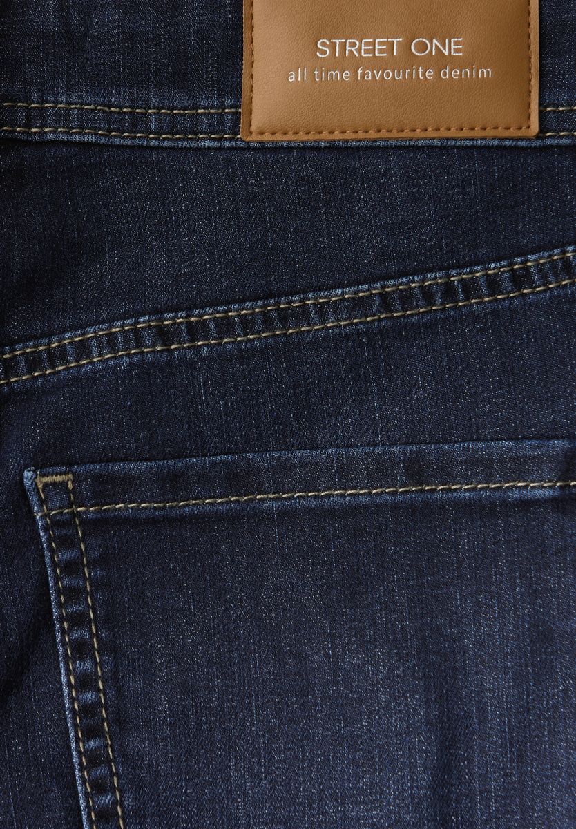 Straight Leg Jeans