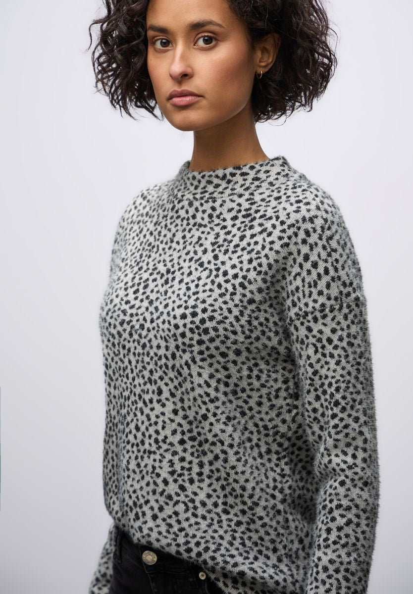Kuscheliges Leo-Shirt