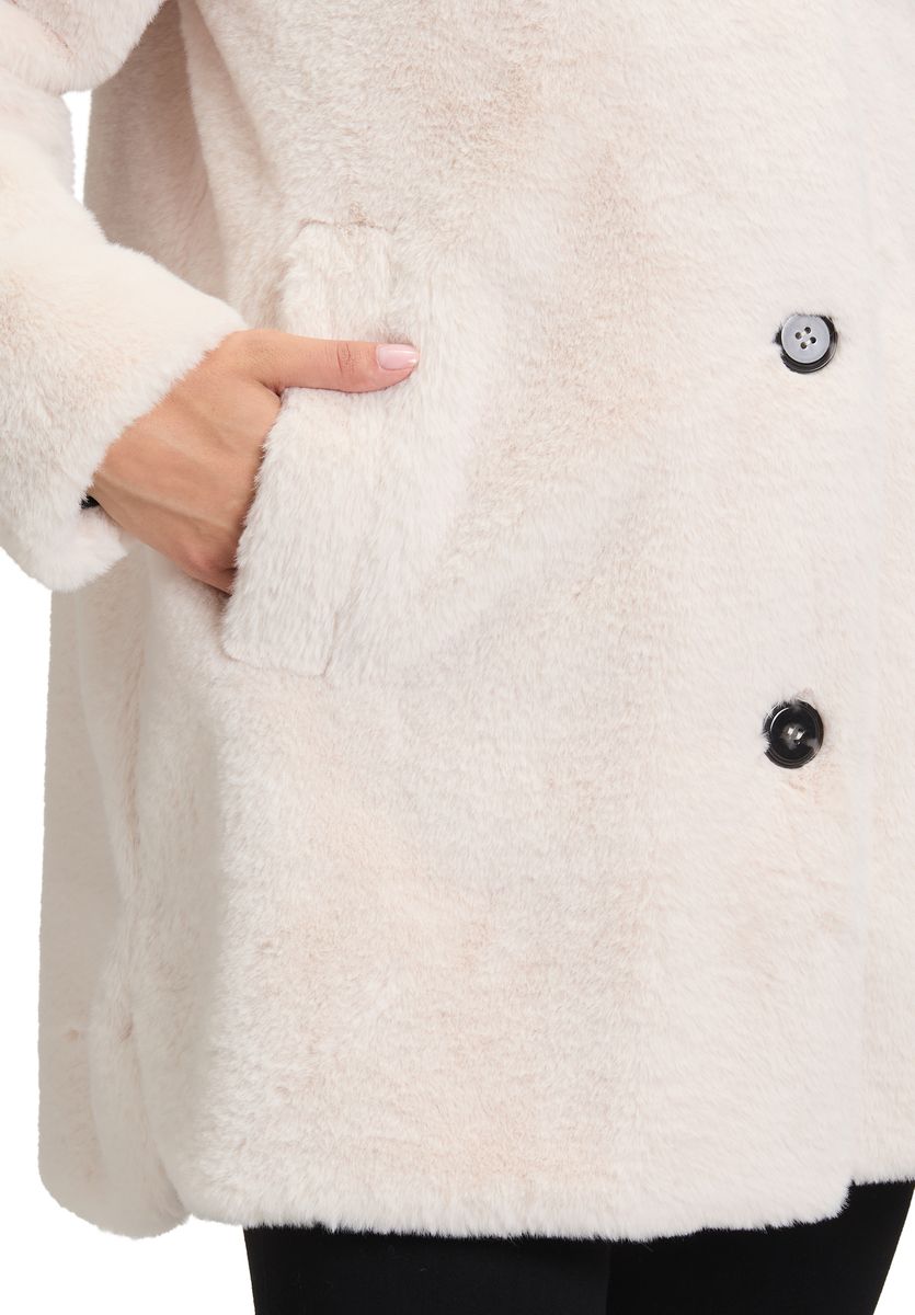 Plüschjacke