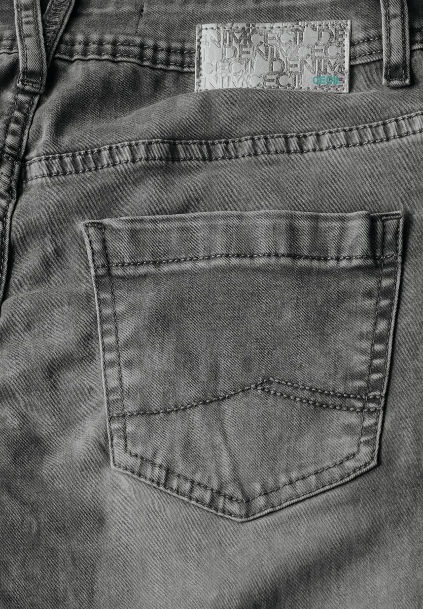 Jeans im Casual Fit