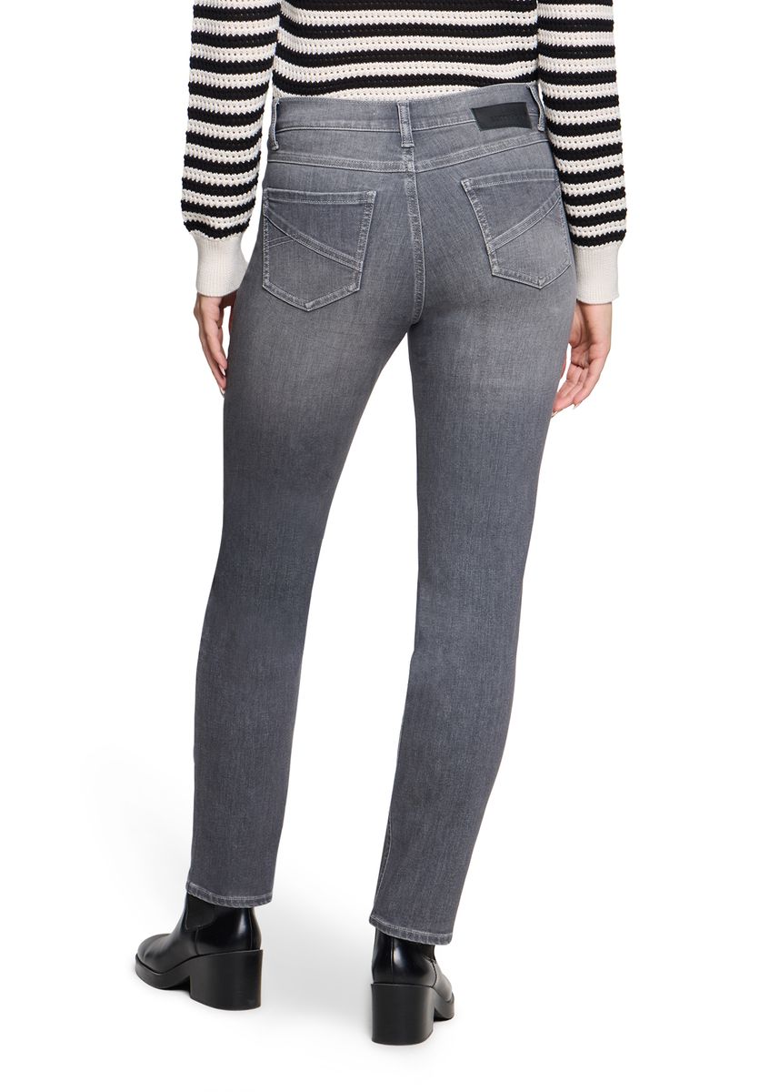 Basic-Jeans