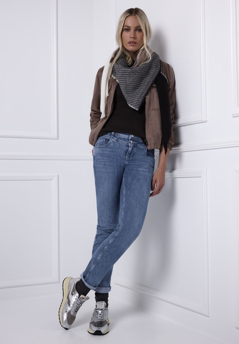 Jeans im Casual Fit